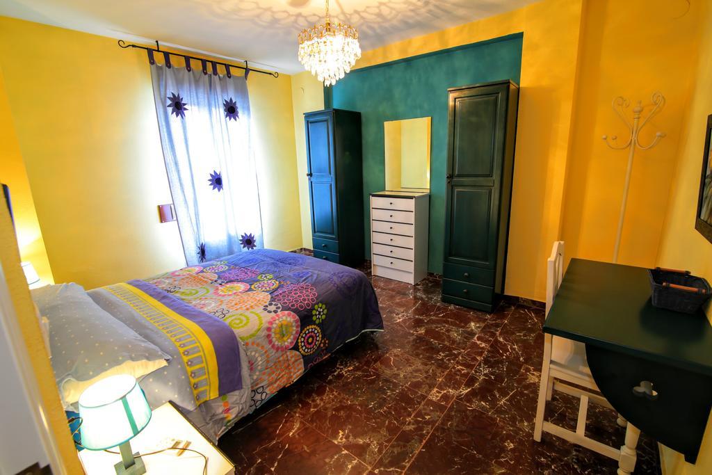 Turisticos La Fonda Appartement