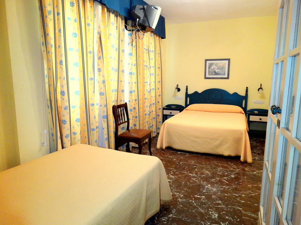 Apartamento Turísticos La Fonda